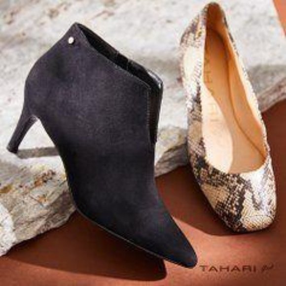 NIB Tahari Black Sherron Kitten Heel Microsuede Bootie, Size Women's 7M - Picture 4 of 4